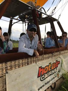 hotair,ホットエアー,気球,熱気球,バル―ニング,ballooning,アサ―トン, アサ―トン高原,オーストラリア, オーストラリアツアー, カンガルー,ガイド, ガイドブック, キュランダ,ケアンズ, ザオーストラリア,ツアー予約, ツアー会社, ドキドキツアー, バスツアー,ホテル送迎,ワーキングホリデー, ワーホリ, 世界最古の森, 世界遺産, 予約, 人気ツアー, 体験ツアー, 催行会社,半日ツアー, 感動体験, 旅, 旅の魅力, 旅行, 日帰りツアー, 日本人ツアー, 日本語ガイド, 日本語ツアー, 日本語情報,海外旅行,観光, 観光ツアー, 送迎付き