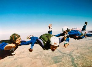 スカイダイビング,スカイダイブ,skydive,skydiving,アドベンチャーツアー,オーストラリア, オーストラリアツアー,カンガルー, カンガルーステーキ,ガイド, ガイドブック,ケアンズ, ザオーストラリア,ツアー予約, ツアー会社, ディナー, ワーキングホリデー,ワーホリ,世界最古の森,世界遺産,予約,人気ツアー,体験ツアー,催行会社,動物ツアー,感動体験,旅,旅の魅力, 旅行,日本人ツアー,日本語ガイド,日本語ツアー,日本語情報,星空観測,海外旅行,観光,観光ツアー,星空,ナイトツアー,ワイルドアニマル,流れ星